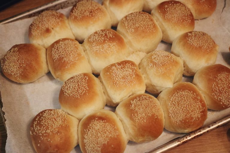 Pandesal (Filipino Bread Rolls) felicemadethis