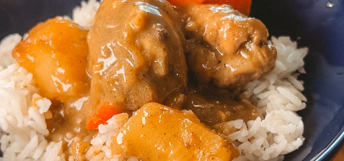 Filipino Chicken Curry